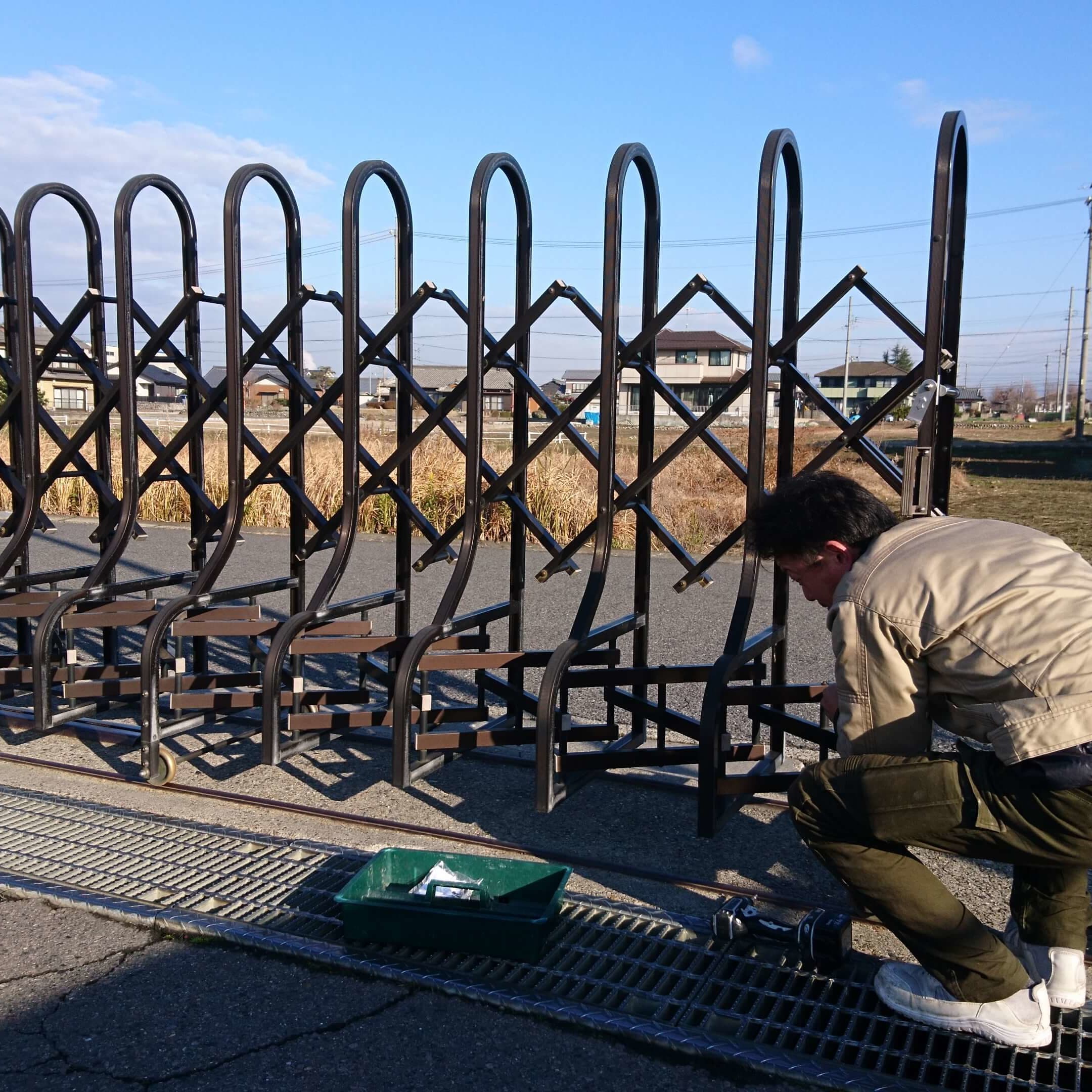 大型引戸門扉修理 常滑市 | 大型引戸門扉修理ならエクステリアの窓口常滑市